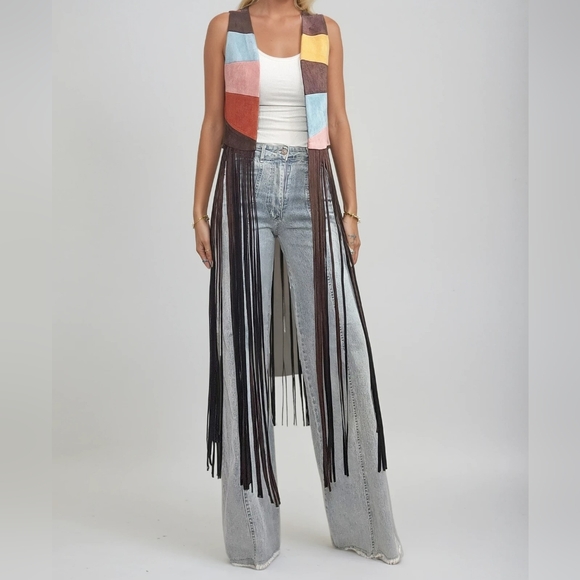 2-0312 *Boutique* Sunrise On The Sahara Boho Fringe Vegan Suede Vest - Picture 2 of 4